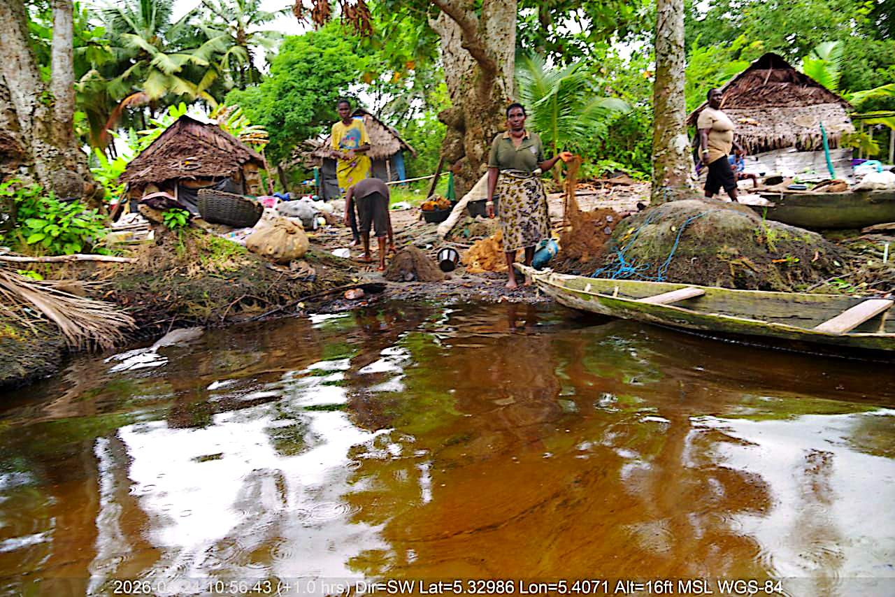 JIV picture (impacted fishing net and shreline)